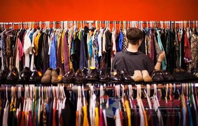 服裝企業(yè)于鞋帽零售市場的逆襲之路
